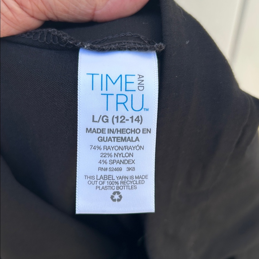 Time and Tru Millennium Bermuda size Large 12-14 black - Picture 9 of 11